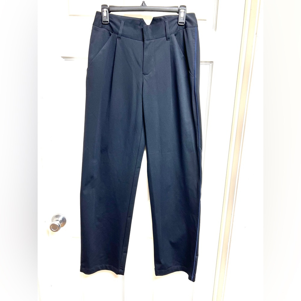 Lululemon Women’s Sz 6 Black Classic Tailored Pleated Career Work Pant Trouser